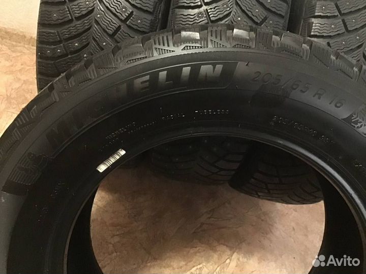 Accelera X-Grip 205/65 R16 28L