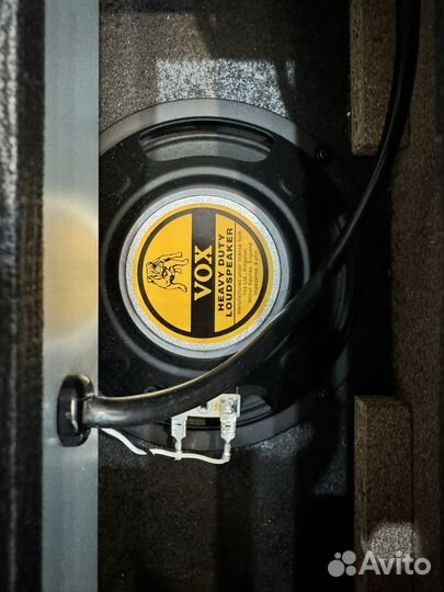 Комбоусилитель для нитары Vox pathfinder 10