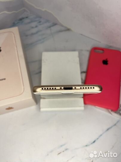 iPhone 8, 64 ГБ