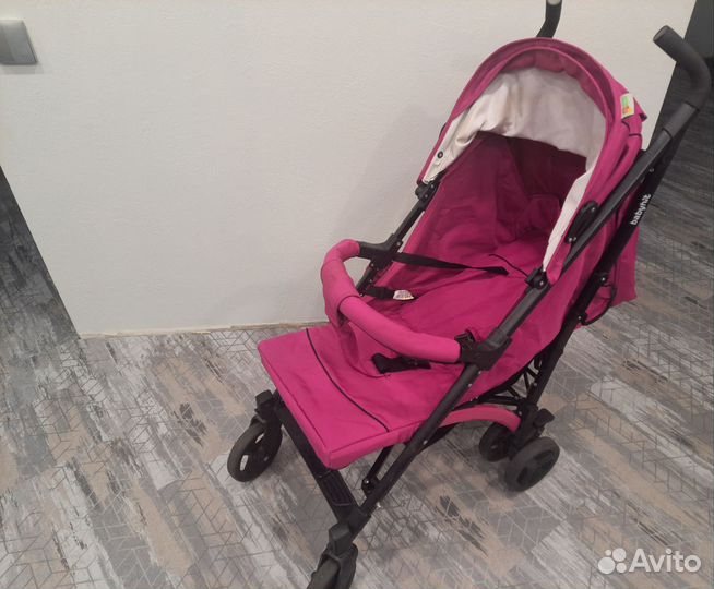 Прогулочная коляска трость