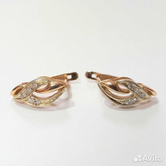 Золотые серьги с бриллиантами