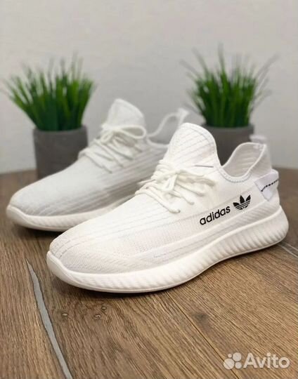 Кроссовки лёгкие летние 40 р