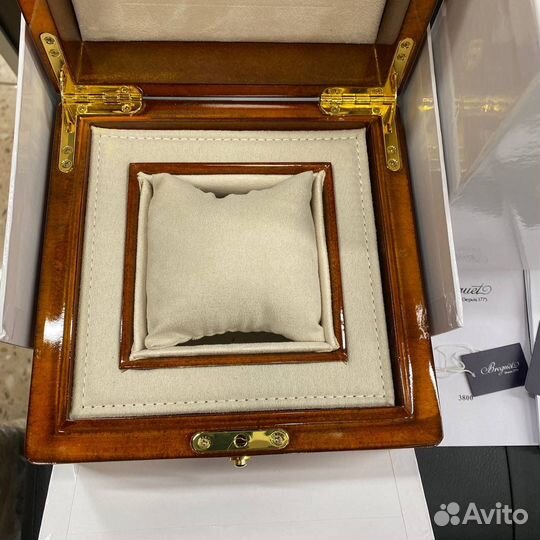 Коробка для хранения часов Breguet