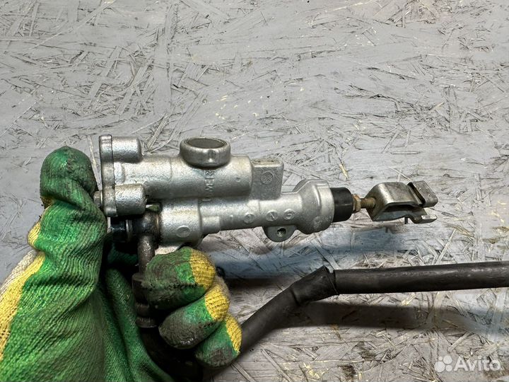 Задняя тормозная система Honda CR 125 R 2002