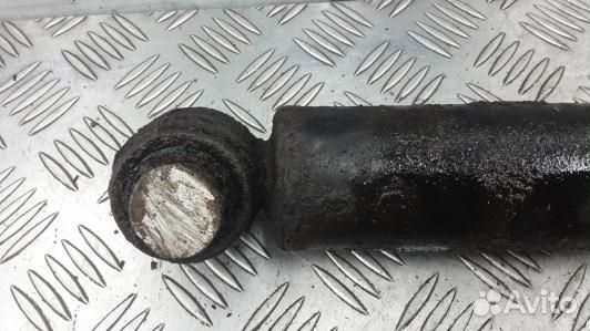 Амортизатор задний nissan patrol Y61 GR (3DN11MF02