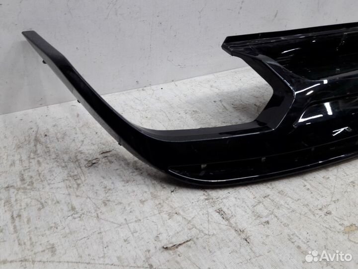 Юбка бампера задняя Volkswagen Touareg 3 CR 2018