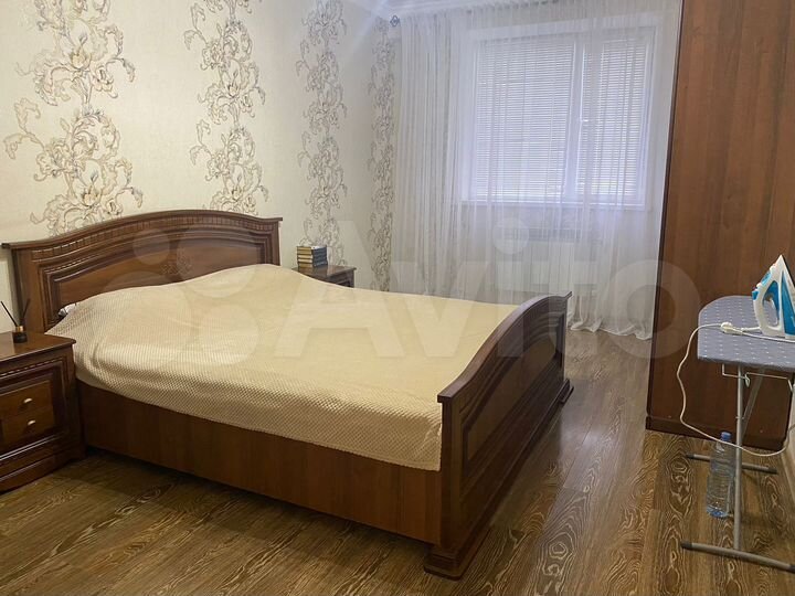 2-к. квартира, 76 м², 9/10 эт.