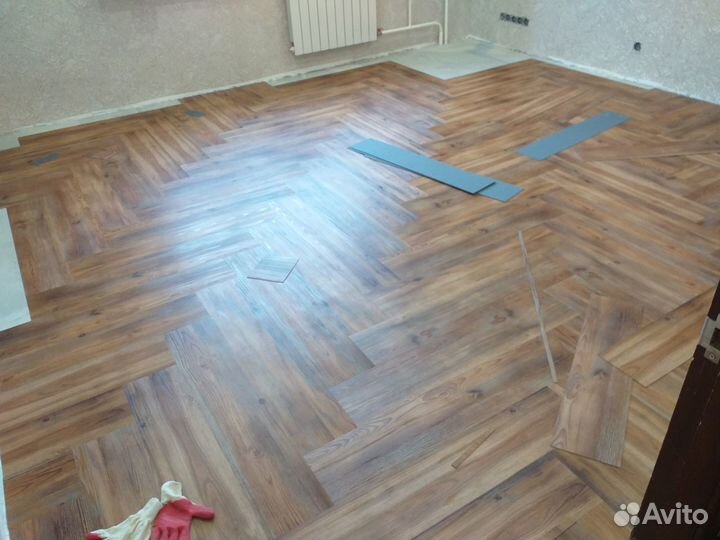 Укладка пвх плитки замковой(кварцвинил) и клеевой