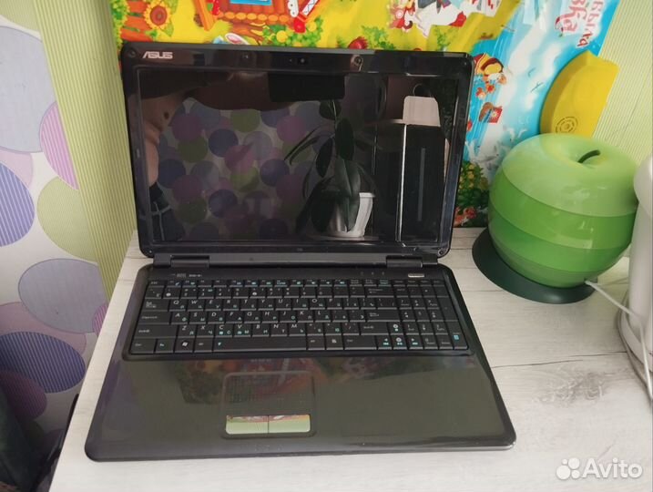 Ноутбук asus
