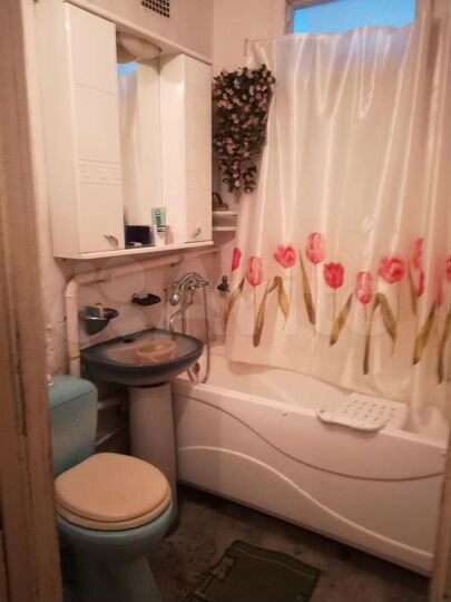 2-к. квартира, 40 м², 1/2 эт.