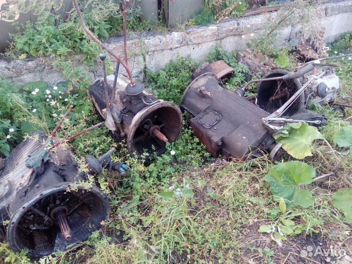 Коробка передач кпп Урал -375 зиловская Новая