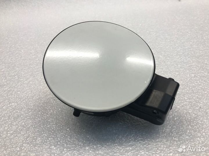 Лючок бензобака Volkswagen Polo седан 1.6 2014