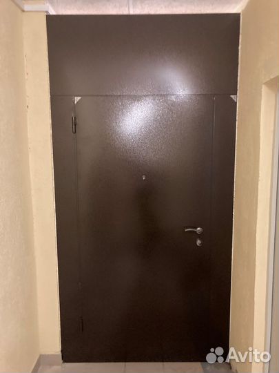 Дверь в подъезд металлическая