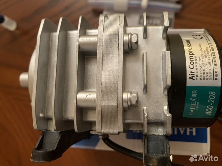 Компрессор для пруда, аквариума