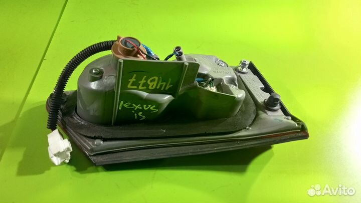 Фонарь внутренний правый для Lexus IS 250