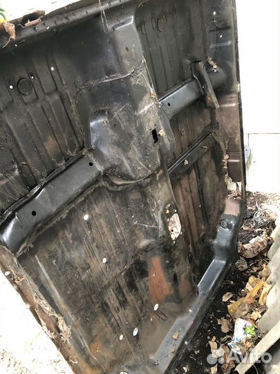 Пол (дно) кузова 2108-2109-2115 в сборе