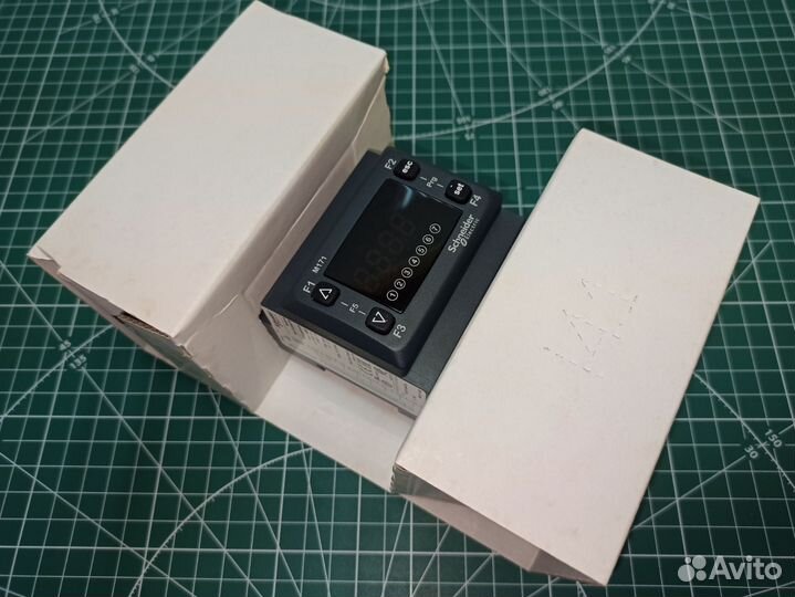 Контроллер Schneider Electric TM171ODM22R