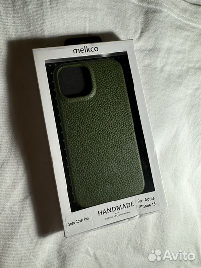 Чехол на iPhone 15