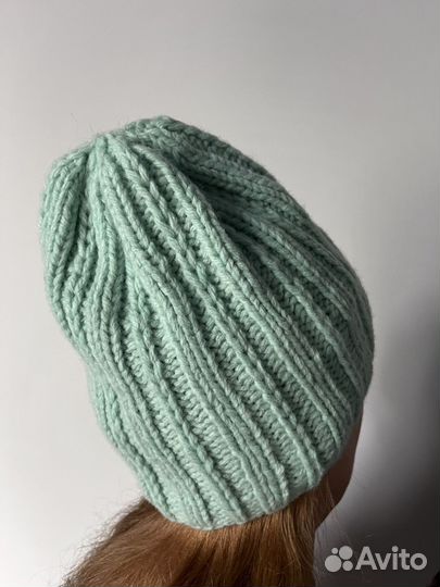 Шапка женская вязаная