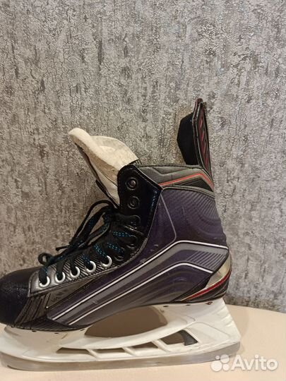 Хоккейные коньки bauer vapor x700 7,5 D(41,5 рус)