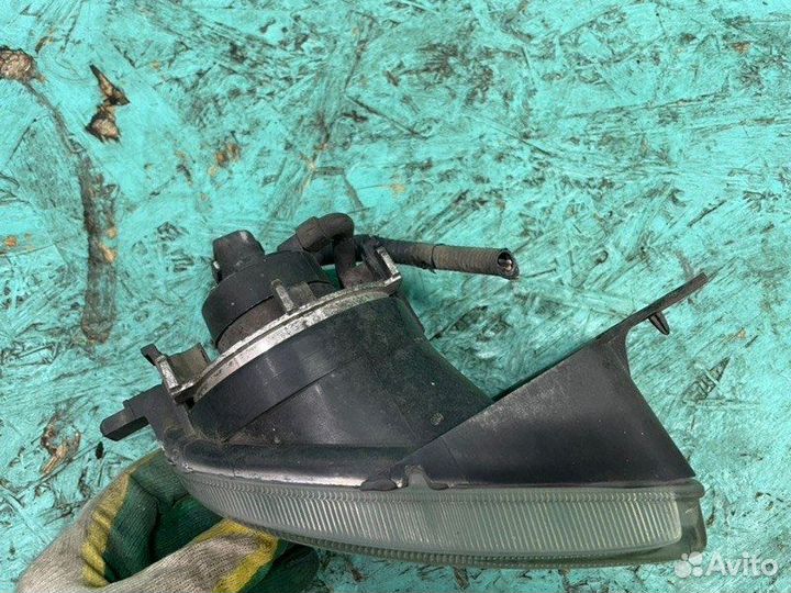 Птф передний правый Nissan Primera P11E 99-02