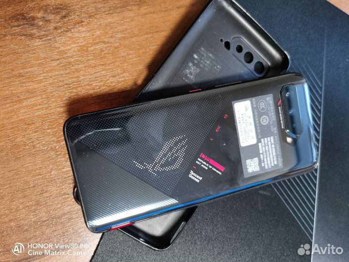 ASUS ROG Phone 5, 8/128 ГБ