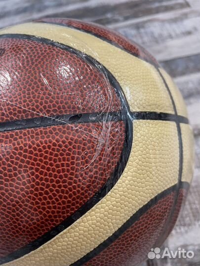 Баскетбольный мяч размер 6. Molten GG6