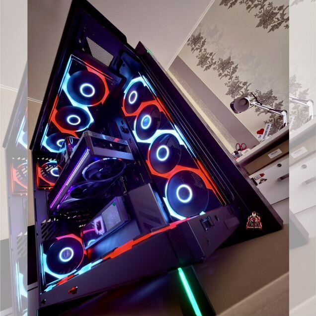 ROG BTF Ryzen 9 9950X3D2 DE/RTX 5090/128GB/4TB