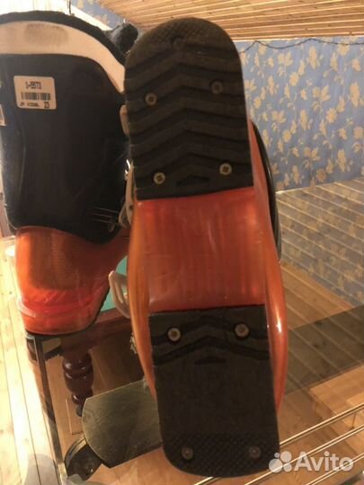 Горнолыжные ботинки