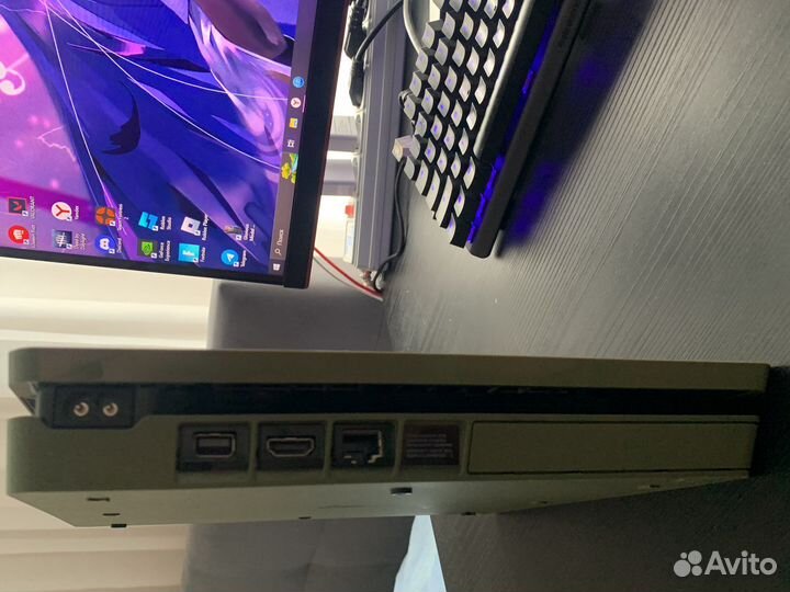 Sony playstation 4 slim 1tb с играми и джостиками