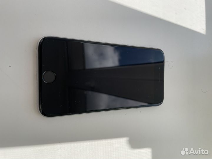 iPhone 6, 16 ГБ