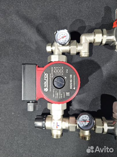 Коллектор с расходомерами 3 контура