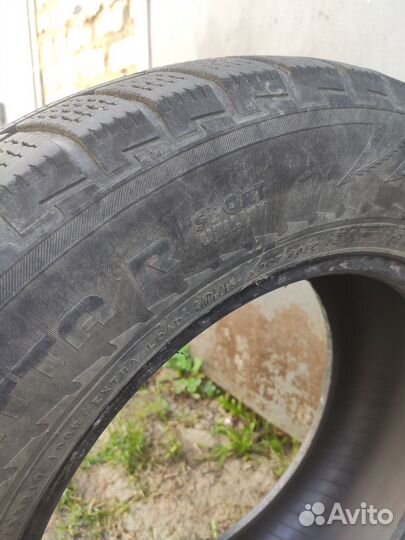 Nokian Tyres Hakkapeliitta R 235/65 R17 108H