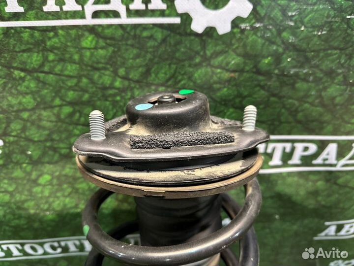 Амортизатор передний правый Lexus Es 7 2018-2022