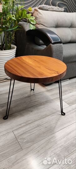 Журнальный столик из массива