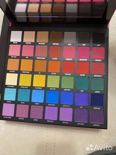 Палетка теней bright 42 colour palette