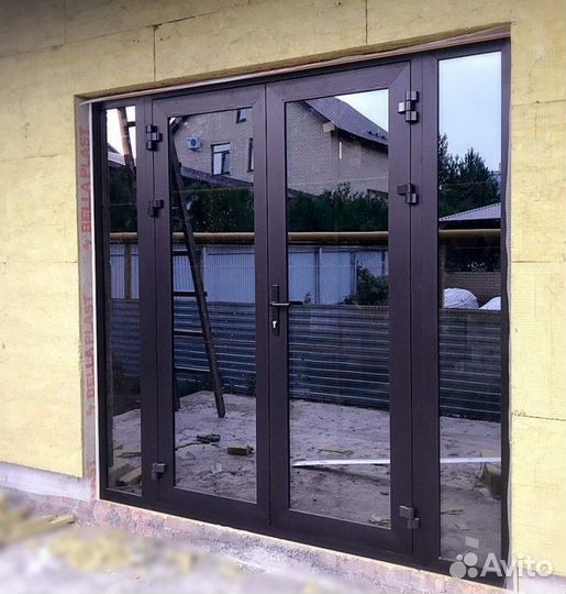 Алюминиевая входная дверь