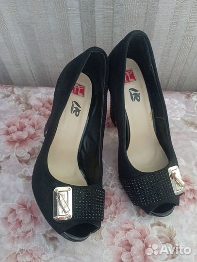 Продам туфли