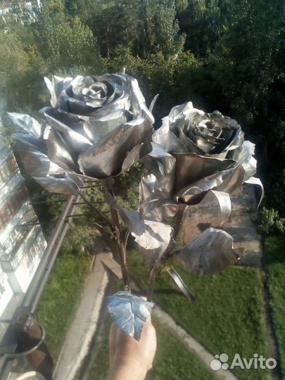 Кованые розы
