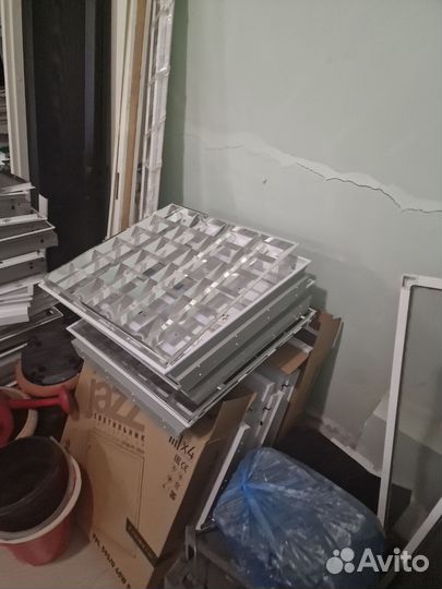 Светильники для потолка armstrong