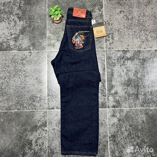 Джинсы evisu широкие