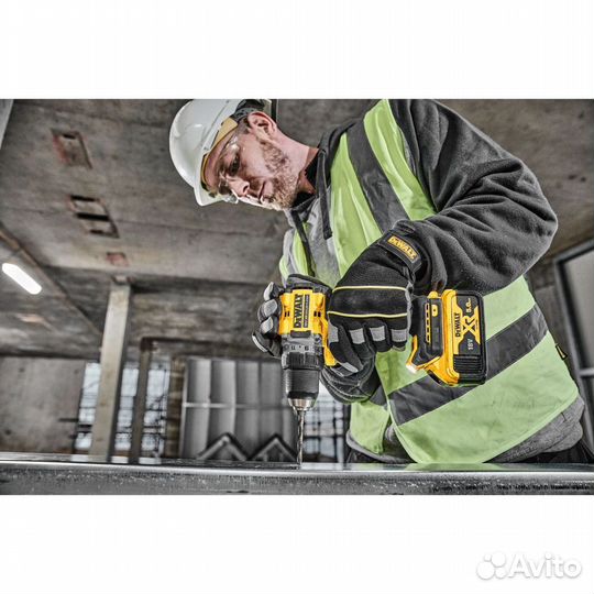 Дрель-шуруповерт Dewalt DCD800P2T (90Нм) 18В