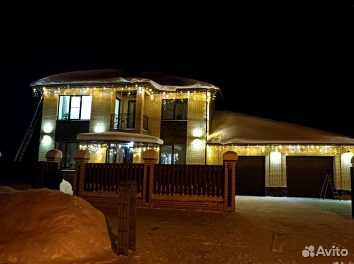 Украшение домов гирляндами / Фасадное освещение