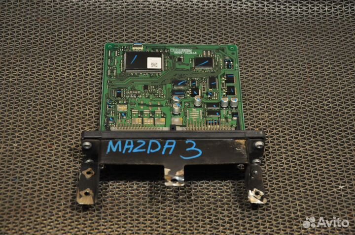 Блок управления двс mazda 3 BK