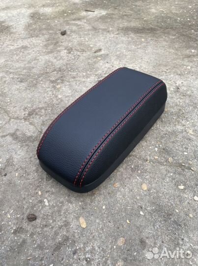 Обшивка подлокотника Приора 2