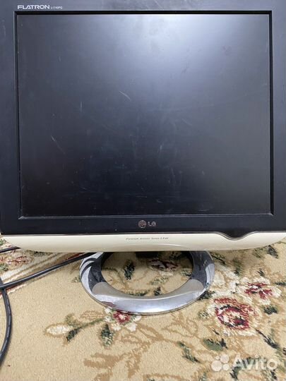 Монитор LG flatron