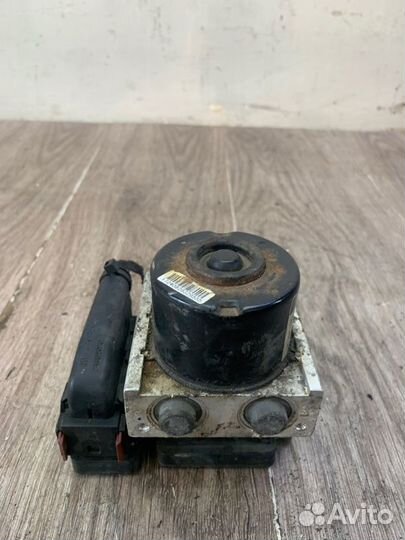 Блок abs Opel Zafira B минивэн Z16XEP 2006