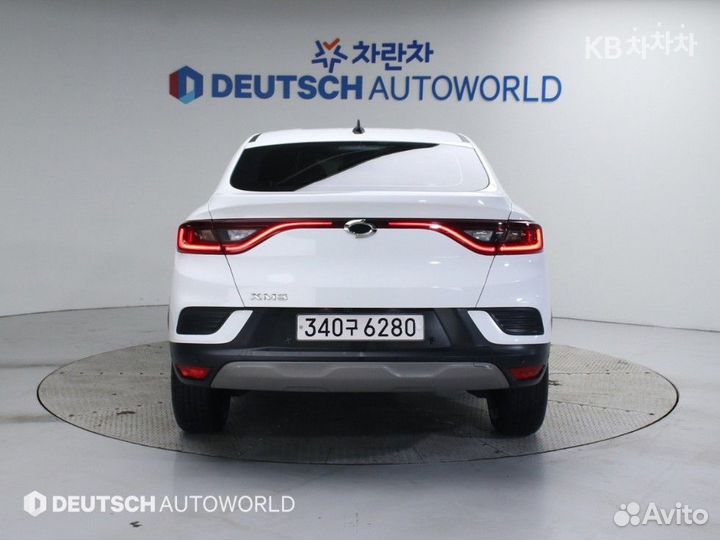 Renault Arkana 1.6 CVT, 2022, 30 000 км