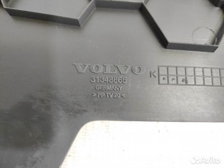 Накладка центрального тоннеля Volvo V60 S60 2010