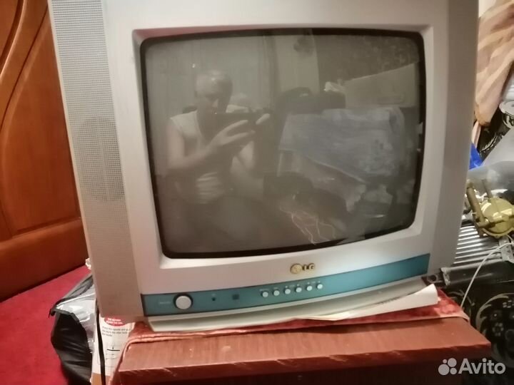 Телевизор LG 14 дюймов